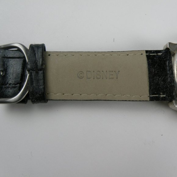 Vintage Mickey Mouse Watch - Picture 5 of 7